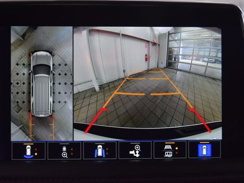 Used 2024 Chevrolet Suburban High Country image 53