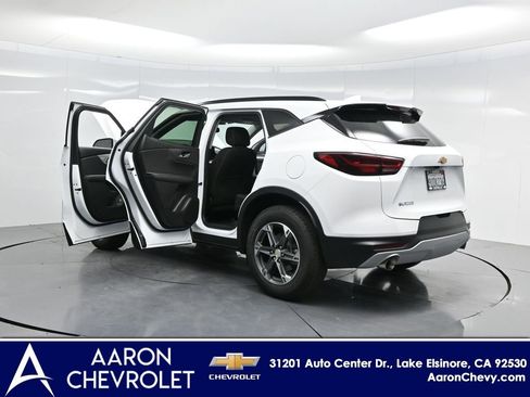 New 2025 Chevrolet Blazer LT w/ Convenience Package image 48