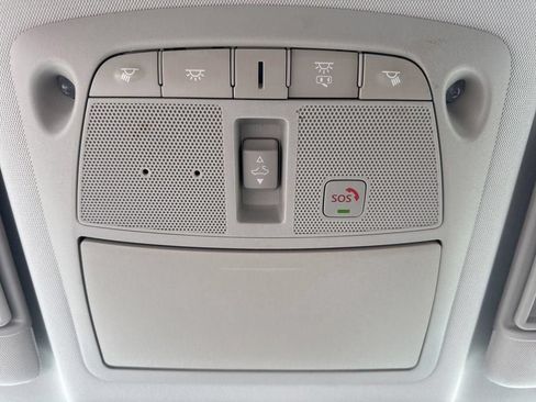 Used 2021 Nissan Armada SL w/ Captain's Chairs Package RWD image 57