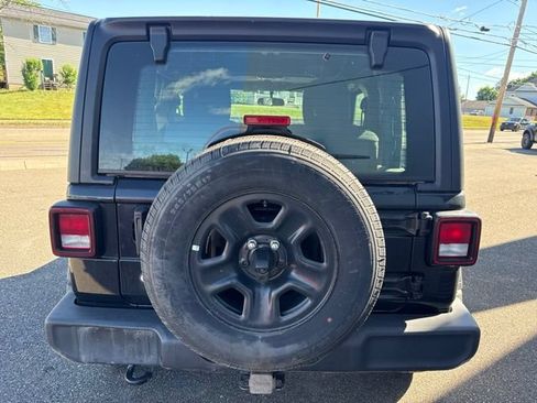 Used 2023 Jeep Wrangler Sport AWD/4WD image 7