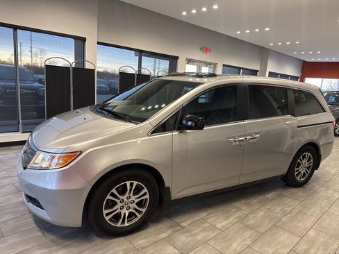 Used 2011 Honda Odyssey EX-L image 8