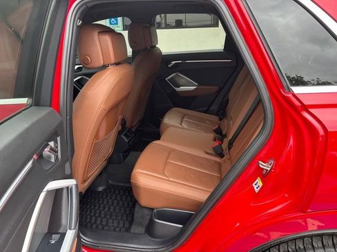 Used 2020 Audi Q3 2.0T Prestige w/ Prestige Package image 20