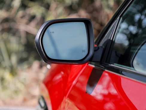 New 2026 GMC Terrain AT4 w/ Convenience Package III image 9