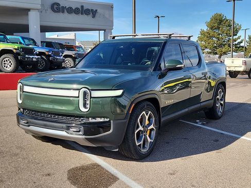 Used 2022 Rivian R1T Adventure image 4