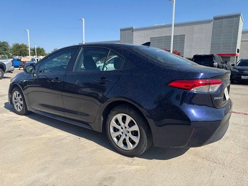 Used 2024 Toyota Corolla LE FWD image 9