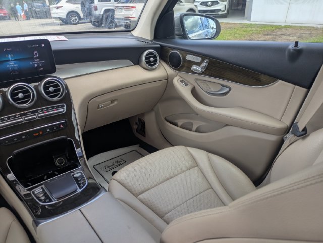 Used 2021 Mercedes-Benz GLC 300 image 15