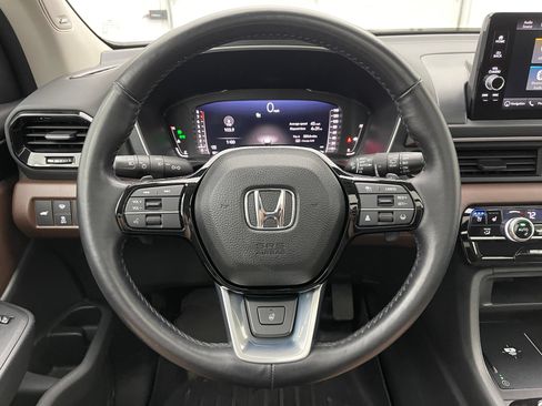 Used 2023 Honda Pilot Elite image 21