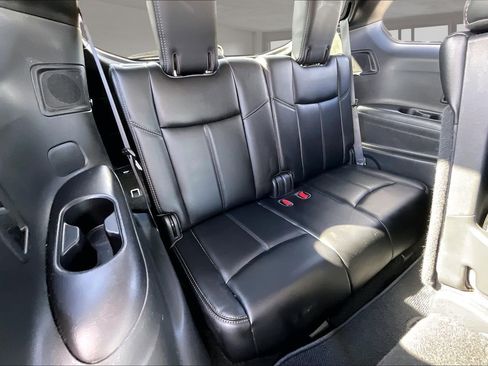 Used 2017 Nissan Pathfinder SL w/ SL Tech Package image 26