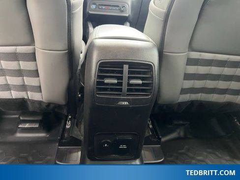 Certified 2025 Ford Bronco Sport Badlands image 16