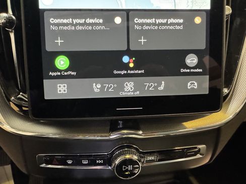 New 2026 Volvo XC60 B5 Ultra w/ Climate Package image 22