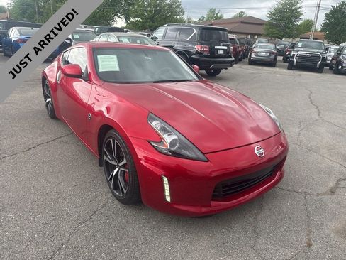 Used 2020 Nissan 370Z Touring Sport image 3