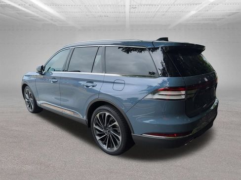 Used 2025 Lincoln Aviator Reserve w/ Equipment Group 201A AWD/4WD image 16