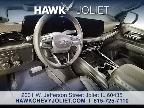 Used 2026 Chevrolet Tahoe RST AWD/4WD image 12