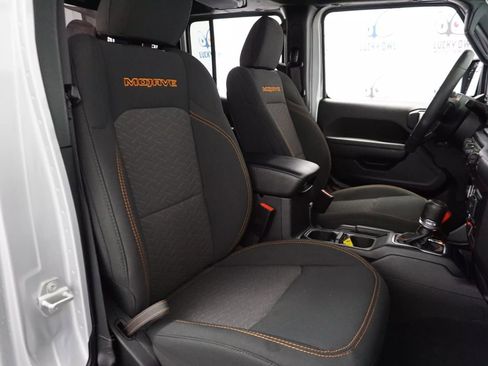 Used 2023 Jeep Gladiator Mojave w/ Trailer Tow Package image 15