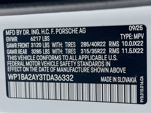 New 2026 Porsche Cayenne Coupe image 34