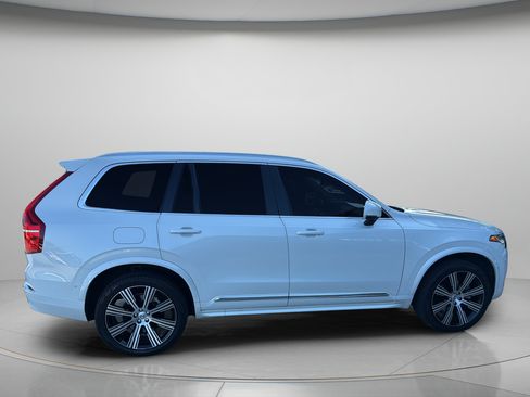Used 2025 Volvo XC90 B6 Ultra w/ Protection Package AWD/4WD image 14