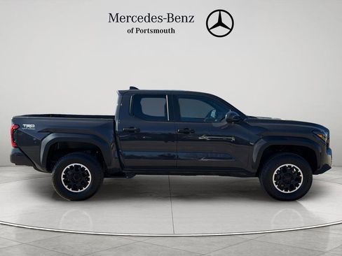 Used 2024 Toyota Tacoma TRD Off-Road AWD/4WD image 6