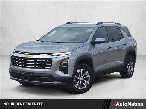 Used 2025 Chevrolet Equinox LT w/ Convenience Package II AWD/4WD image 1