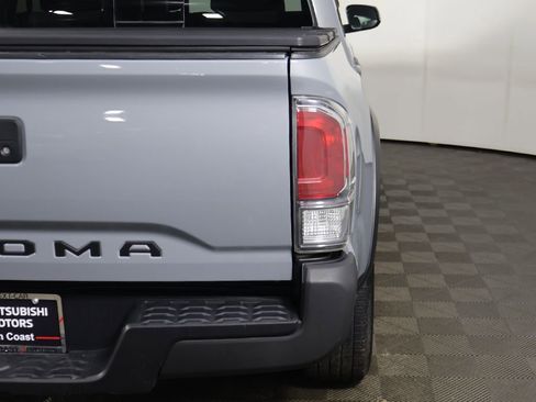 Used 2021 Toyota Tacoma TRD Off-Road AWD/4WD image 13