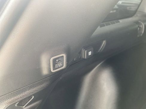 Used 2023 Jeep Grand Cherokee Altitude AWD/4WD image 16