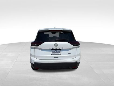 Used 2025 Nissan Rogue SV AWD/4WD image 5