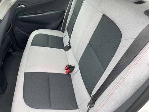 Used 2017 Chevrolet Bolt LT image 23