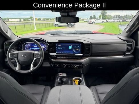 Used 2024 Chevrolet Silverado 1500 LT Trail Boss w/ LT Trail Boss Premium Package AWD/4WD image 7