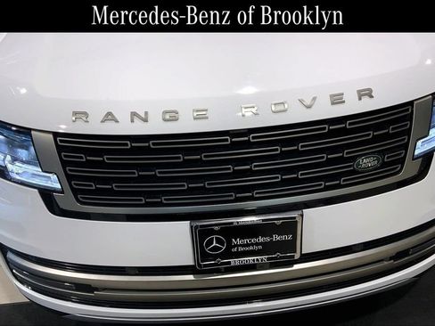 Used 2025 Land Rover Range Rover SE AWD/4WD image 29