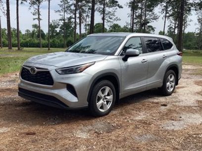 Used 2023 Toyota Highlander L