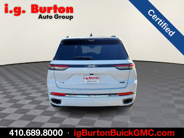 Used 2023 Jeep Grand Cherokee Overland w/ Luxury Tech Group IV AWD/4WD image 5