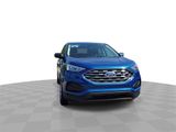 Used 2021 Ford Edge SE image 3