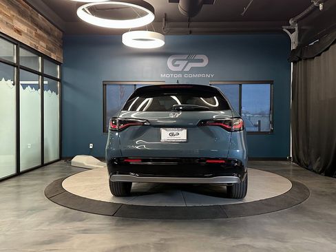 Used 2024 Honda HR-V EX-L image 4