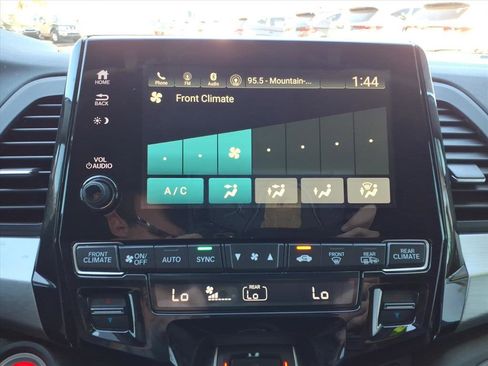 Used 2018 Honda Odyssey EX-L image 22