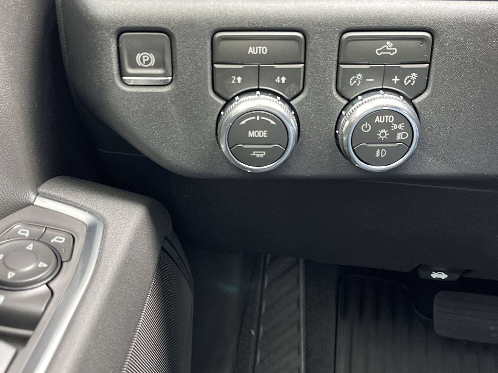 New 2026 GMC Sierra 1500 Elevation AWD/4WD image 18