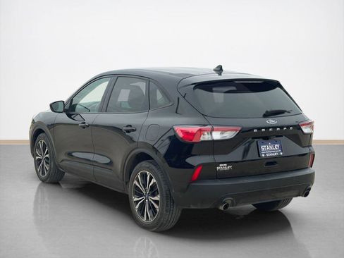 Used 2022 Ford Escape SE w/ SE Sport Appearance Package FWD image 5