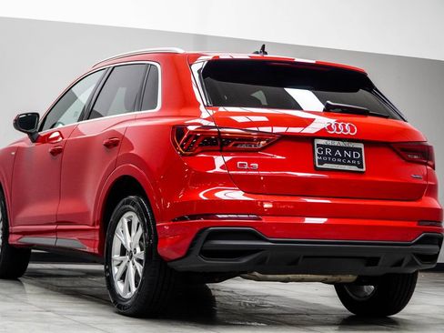 Used 2025 Audi Q3 2.0T Premium AWD/4WD image 11