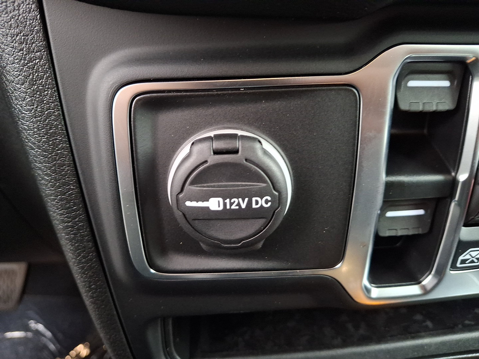 New 2026 Jeep Wrangler Unlimited Sport AWD/4WD image 17