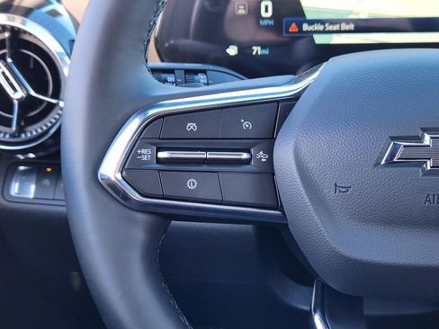 New 2026 Chevrolet Equinox ACTIV w/ Convenience Package III FWD image 13