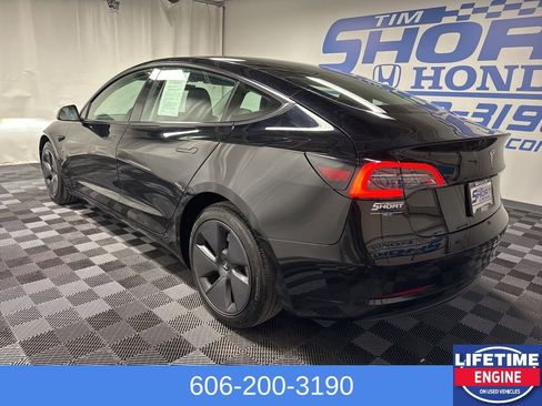 Used 2023 Tesla Model 3 Standard Range image 9