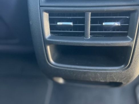 Used 2017 Cadillac XT5 Premium Luxury w/ Driver Assist Package image 23