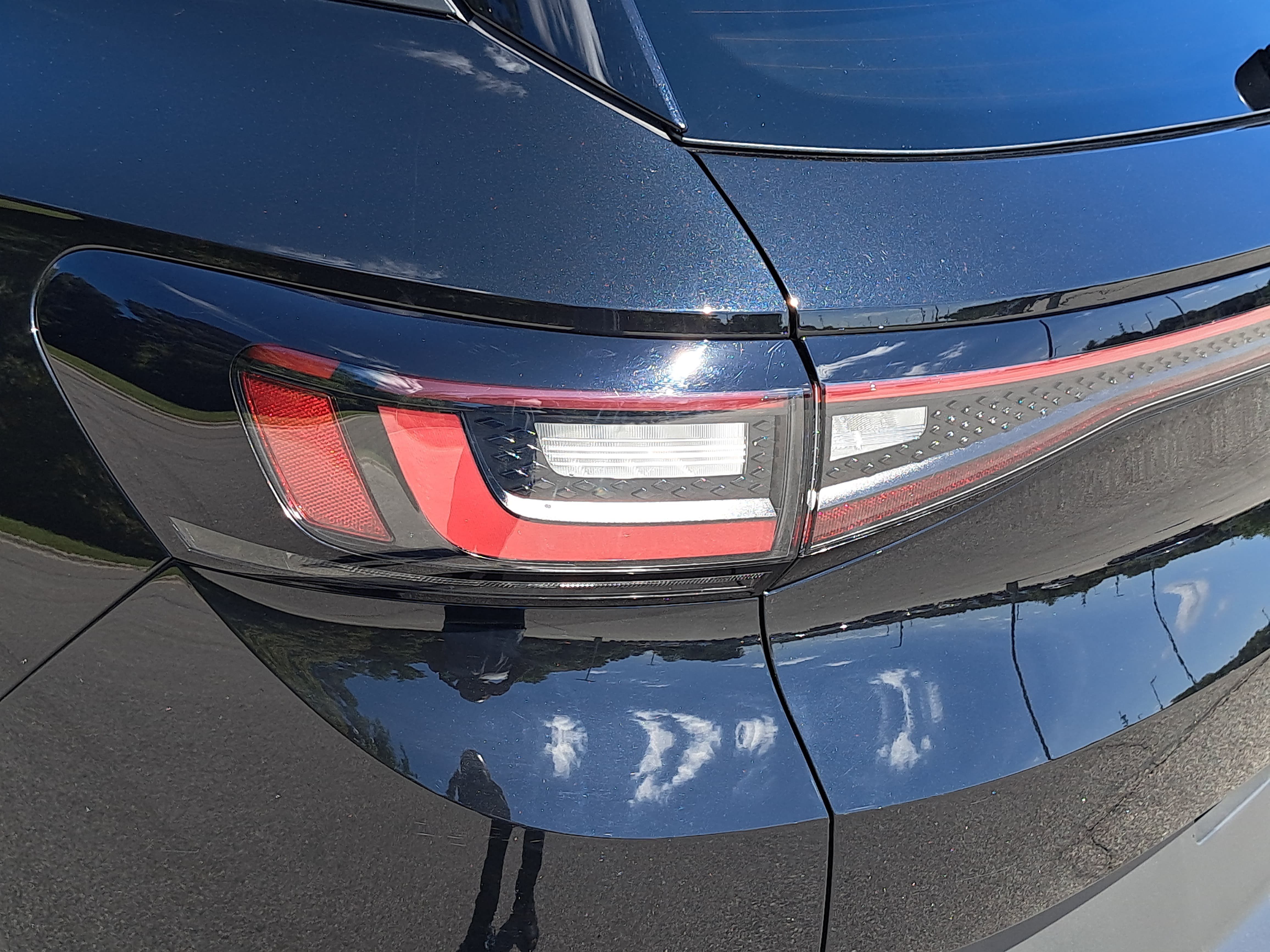 Used 2022 Volkswagen ID.4 Pro RWD image 34
