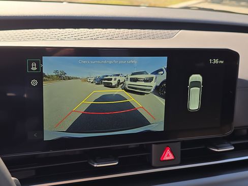 New 2026 Kia Carnival LXS image 24