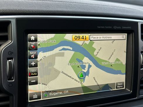 Used 2017 Kia Sportage SX image 19