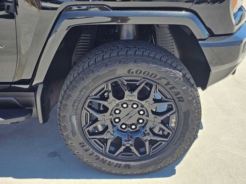 New 2026 GMC Hummer EV SUV AWD/4WD image 9