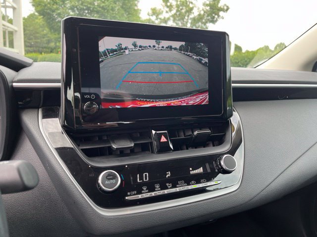 Used 2024 Toyota Corolla LE FWD image 25