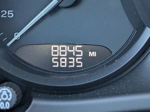 Certified 2025 Porsche Macan image 18