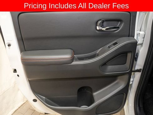 Certified 2025 Nissan Frontier PRO-4X w/ Pro Premium Package AWD/4WD image 10