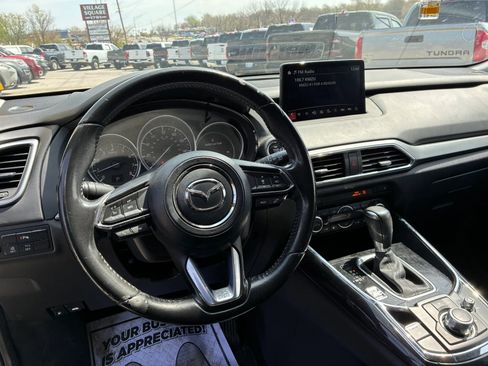 Used 2018 MAZDA CX-9 Touring w/ Touring Premium Package image 5