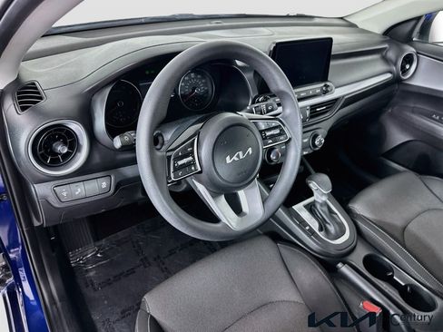 Certified 2023 Kia Forte LXS w/ LXS Technology Package FWD image 9