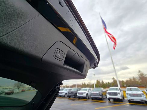 New 2026 Buick Envision Sport Touring image 30